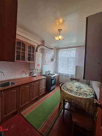 Сдается 3-комнатная квартира, 1 этаж из 3. г. Донецк, Пролетарский район, ул. Коммунистическая ( Донецк