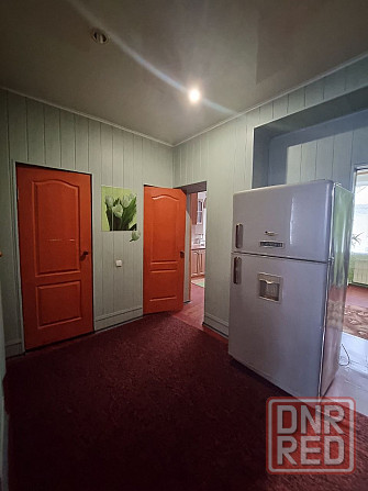 Сдается 3-комнатная квартира, 1 этаж из 3. г. Донецк, Пролетарский район, ул. Коммунистическая ( Донецк - изображение 1