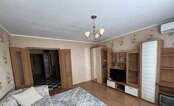 Сдается: Двухкомнатная квартира Этаж: 7/9 Район: Ворошиловский(рамада) Донецк