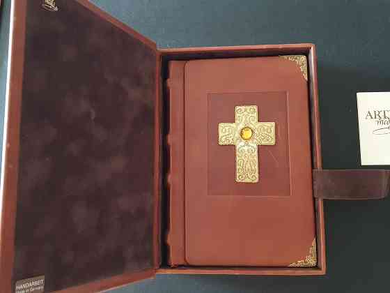 Семейная Библия Arte Medici Донецк