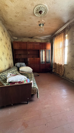 Продажа дома (квартира на земле), в г. Макеевка, Горняцкий р-н, 55-й квартал, р-н нефтебазы Макеевка