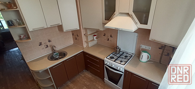 Продается просторная 2-х комнатная сталинка, ул. Депутатская Макеевка - изображение 3