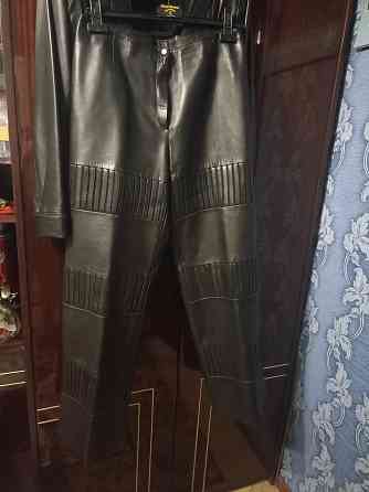 Кожаный женский костюм- тройка из Египта Донецк