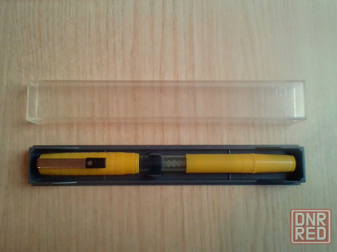 Перьевая ручка в футляре, заправляется чернилами Донецк - изображение 6