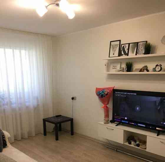 Сдам однокомнатную квартиру в Калининском районе, ориентир парк Гуливер. Площадь 33 квадратных метро Донецк