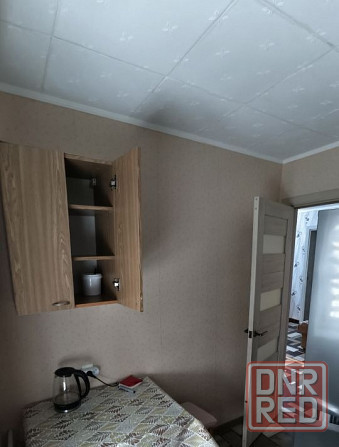 Район: Ленинский Ориентир: Солнечный Опрятная двухкомнатная квартира, находится на 3 этаже 5-ти этаж Донецк - изображение 3