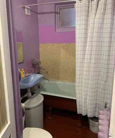 Ворошиловский район Площадь 48кв Ориентир Крытый рынок Этаж 3/9 Донецк