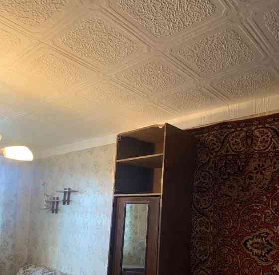 дается просторная двухкомнатная квартира в Калининском районе. 3 этаж. Донецк