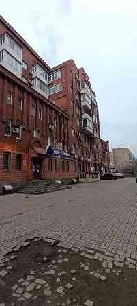 Сдам офис 350 м² в Калининском районе. Кабинетная система Ремонт Мебель Накопительный бак. Парковка Донецк