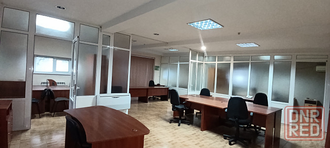 Сдам Отдельно Стоящий офис 350 м² в Ленинском р-не, оЦкБ. Парковка. Ремонт. Накопительный бак. Донецк - изображение 3