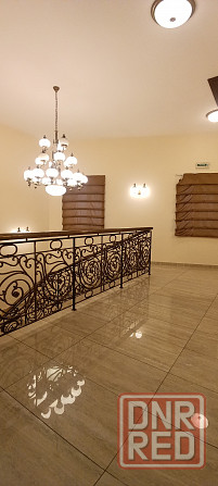 Сдам в аренду Элитный Офис 400 м². Ремонт. Отдельный вход. Парковка. Центр. Донецк - изображение 2