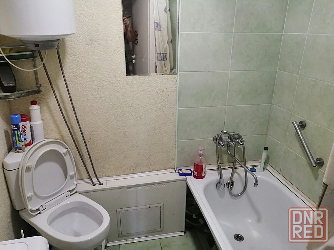 Сдаётся однокомнатная квартира на Текстильщике, ул. Петровского 2-й этаж Донецк - изображение 2