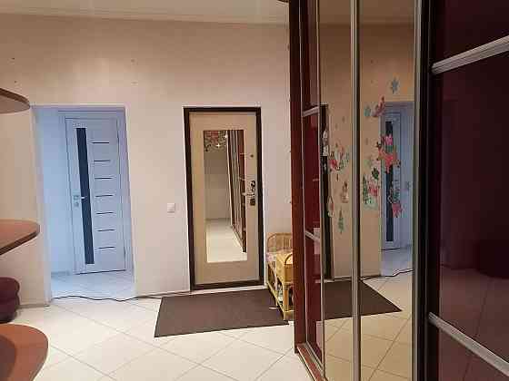 Трёхкомнатная квартира Куйбышевский Донецк