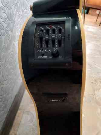 Гитара электроакустическая на батарейке Донецк