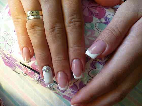 Маникюр, педикюр, наращивание ногтей. Донецк