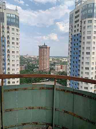 Продается крупно габаритная 2к.кв. в центре на 50лет ссср Донецк