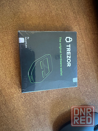 Trezor One (black) Донецк - изображение 1