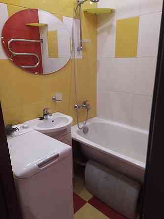 Продам 3 к. квартиру 1/5 Цирк Донецк