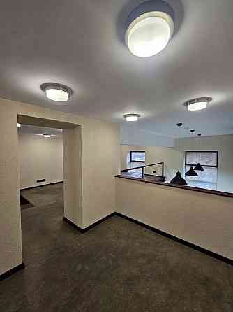 Офис с отдельным входом и ремонтом, б.Шевченко/ул.Марии Ульяновой Донецк