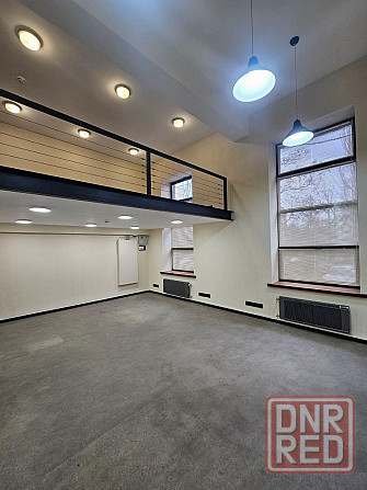 Офис с отдельным входом и ремонтом, б.Шевченко/ул.Марии Ульяновой Донецк - изображение 1