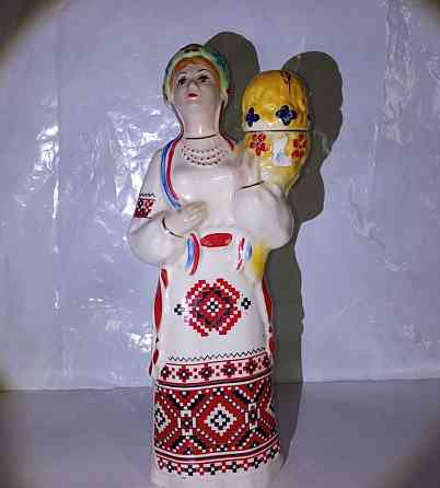 Штоф девушка с цветами ссср Донецк