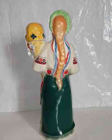 Штоф девушка с цветами ссср Донецк