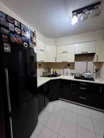 Продам 3-х к. кв. в Харцызске Харцызск