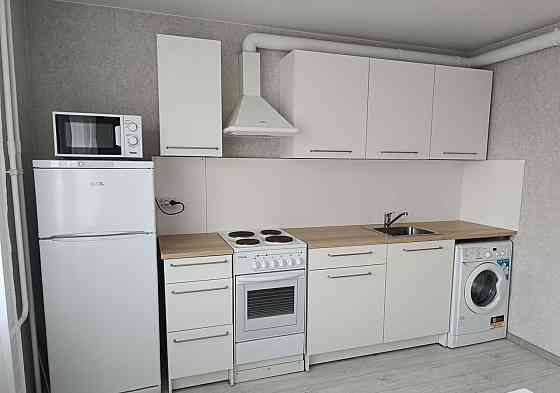 Сдаётся просторная однокомнатная квартира (40 кв. м) в Пролетарском районе Донецка Донецк