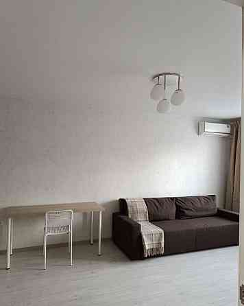 Сдаётся просторная однокомнатная квартира (40 кв. м) в Пролетарском районе Донецка Донецк