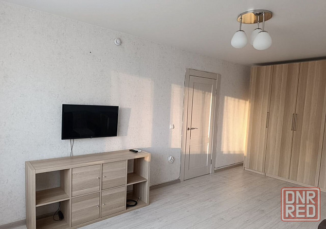 Сдаётся просторная однокомнатная квартира (40 кв. м) в Пролетарском районе Донецка Донецк - изображение 4