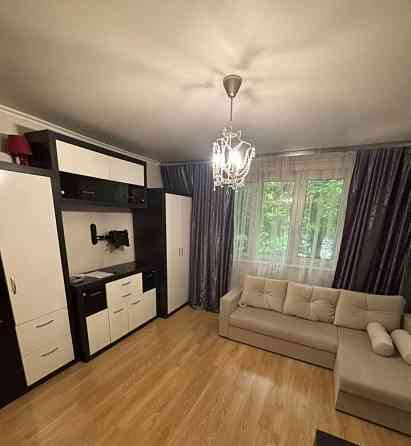 Сдается: Однокомнатная квартира Этаж: 2/9 Район: Будённовский Донецк