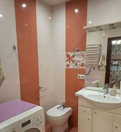 Сдается: Двухкомнатная квартира Этаж: 5/5 Район: Калининский Донецк