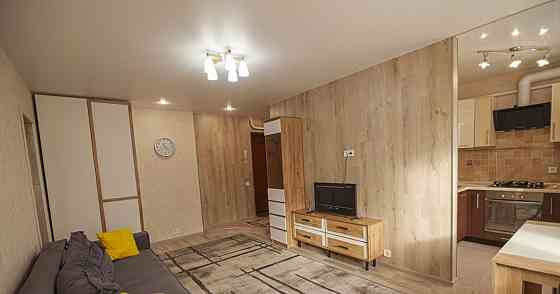 Сдается: Двухкомнатная квартира Этаж: 2/5 Район: Ворошиловский Донецк