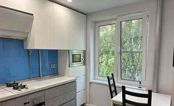 Сдаю двухкомнатную квартиру на 2 этаже многоэтажного дома в Кировском районе Донецк