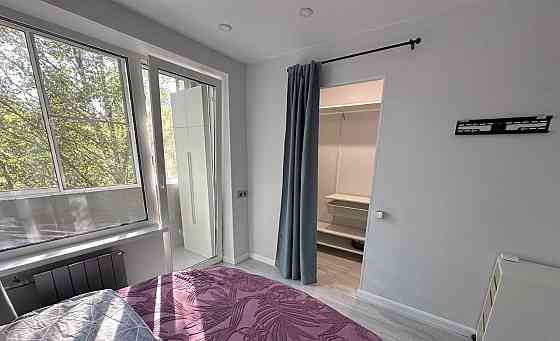 Сдаю двухкомнатную квартиру на 2 этаже многоэтажного дома в Кировском районе Донецк