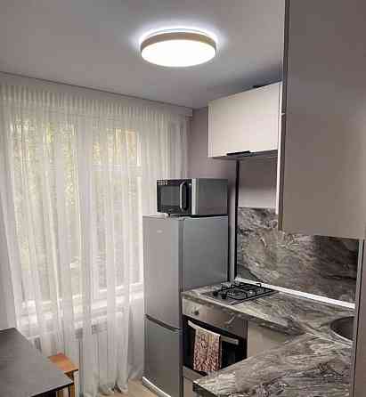 Сдаю двухкомнатную квартиру в Ворошиловском районе, Бульвар Шевченко ориентир Крытый рынок Донецк