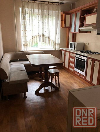 Сдам отличную 2-комнатную квартиру 65 м2 Ленинский р-н, Донецк - изображение 3