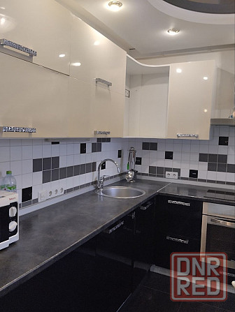 Продается 3 - х комнатная квартира, ул. Батищева Донецк - изображение 1