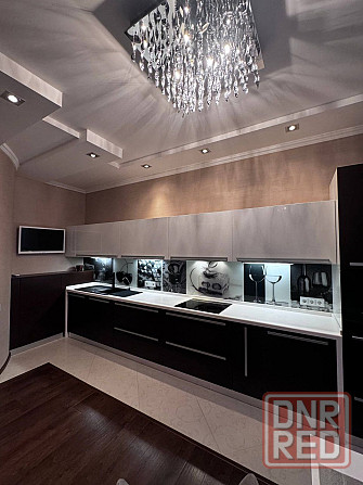 Трехкомнатная квартира Жк«Центральный », пр. Панфилова Донецк - изображение 3