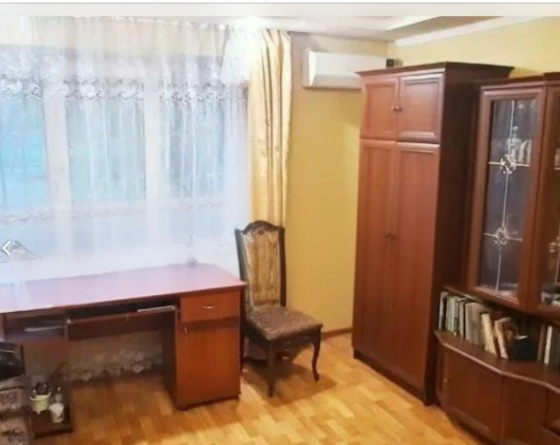 продается крупно габаритная 2к на словацкой, куйбышева, 1/9 Донецк