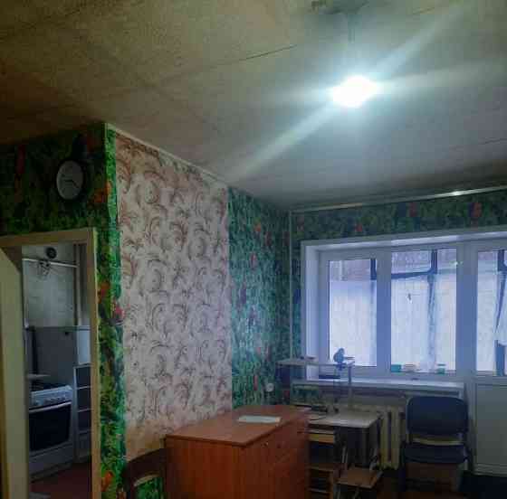 Район: Ленинский Ориентир: Солнечный Опрятная двухкомнатная квартира, находится на 3 этаже 5-ти этаж Донецк