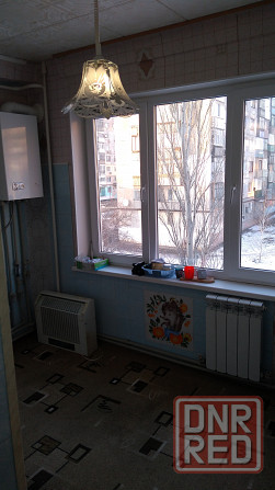 Продаётся 3-х комнатная квартира на 4 м/н Торез - изображение 2