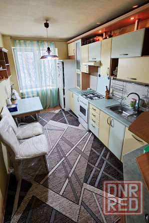 3-комнатная квартира, 3/9, Текстильщик, ул.Петровского Донецк - изображение 1