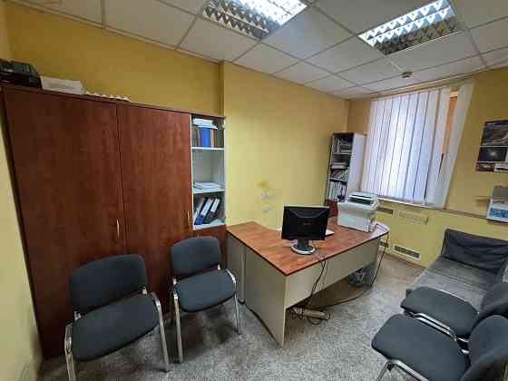 Аренда Офиса Ленинский район - Топовая Локация Адрес: улица Спортивная 8- Ск «Металлург»- 110м2 Донецк