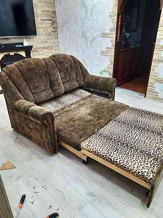 Продаю диван-малютку Донецк