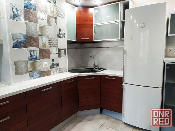 Сдам отличную 2к.кв Детcкая областная больница Донецк - изображение 4