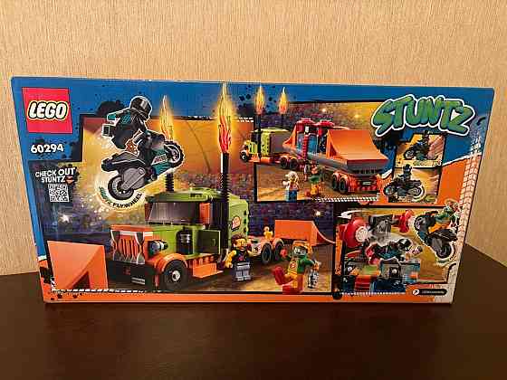 Новый Конструктор LEGO City 60294 Грузовик для шоу каскадёров Донецк