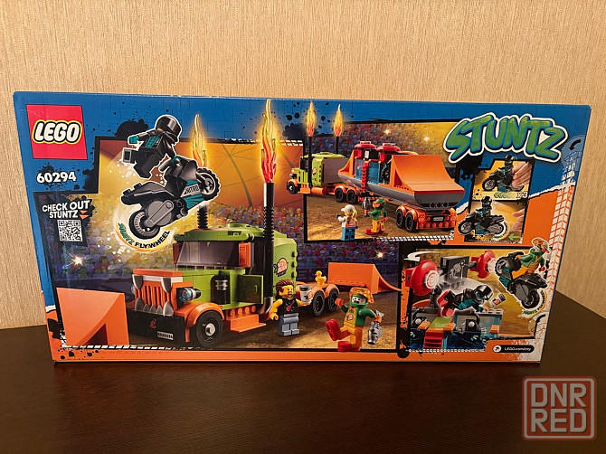Новый Конструктор LEGO City 60294 Грузовик для шоу каскадёров Донецк - изображение 2
