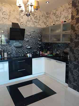 3-х комнатная квартира в обкомовском доме Донецк