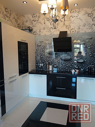 3-х комнатная квартира в обкомовском доме Донецк - изображение 1